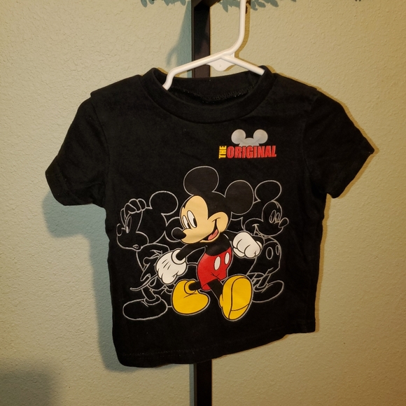 Boys Disney shirt. Size 12M. Black